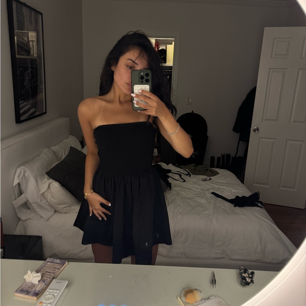 Elegant Black Strapless Dress